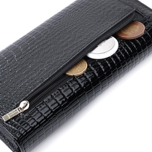 Женский лакированный кошелек с фактурой под рептилию из натуральной кожи ST Leather 22718 Черный b22718 фото