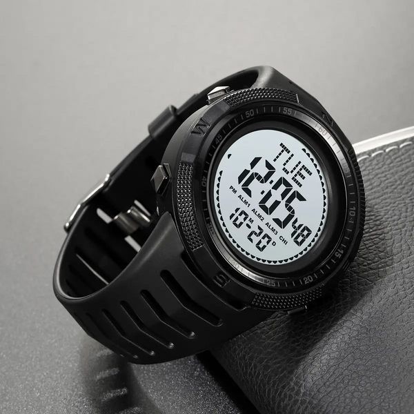 Годинник чоловічий спортивний з компасом Skmei 2147 Compass (Чорний з білим циферблатом) L703166 фото