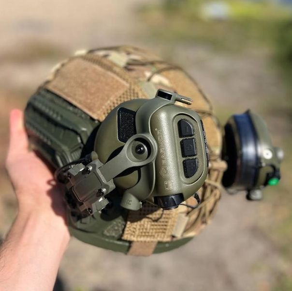Тактический комплект шлем Fast + кавер + наушники Earmor М31 + крепление Чебурашка (Оливковый) M L900350 фото