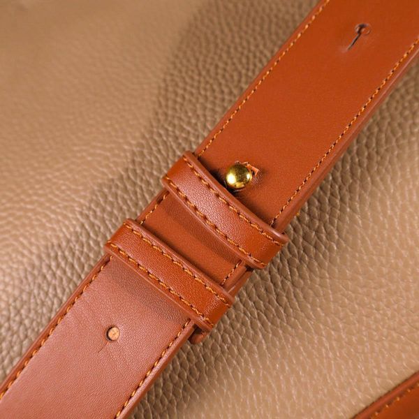 Напівкругла жіноча сумка крос-боді шкіряна Vintage 22092 Бежева b22092 фото