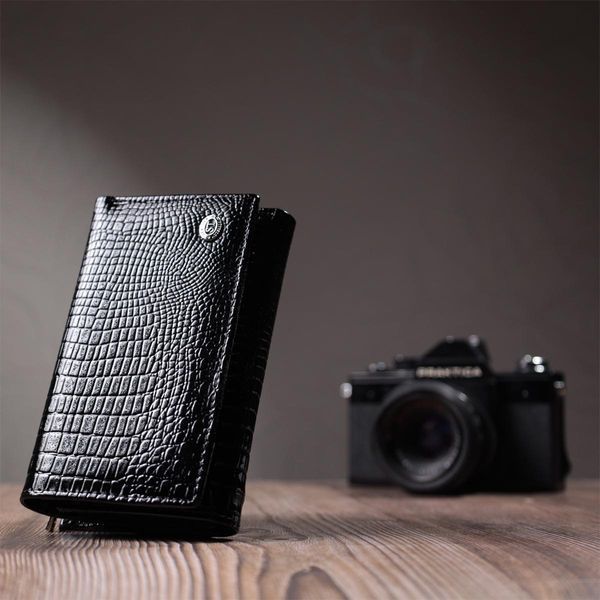 Женский кошелек в три сложения из лакированной натуральной кожи ST Leather 22707 Черный b22707 фото