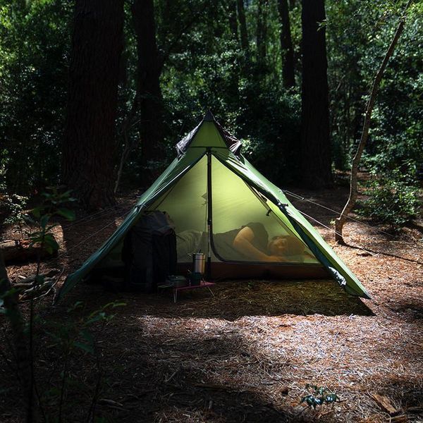 Надлегкий одномісний намет з гострою верхівкою Naturehike NH17T030-L (Темно-зелений) L703979 фото