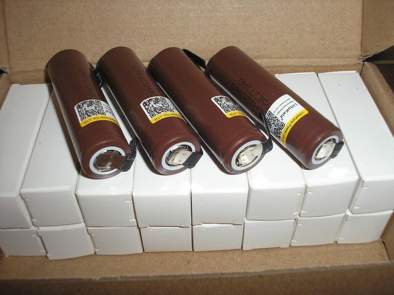 Акумулятори 18650 LG HG2 3000mAh 3.7 V 20А під пайку L33010 фото