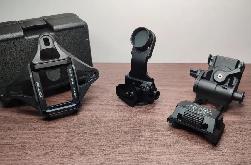 Комплект креплений Wilcox L4G24 + J-Arm + 3 Hole Shroud для прибора ночного видения PVS-14 (Металл) L703266 фото